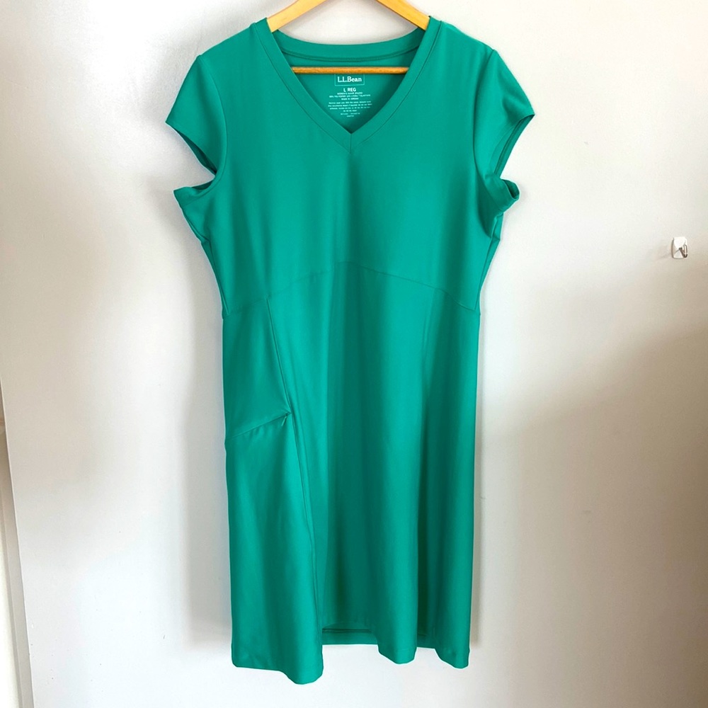 LLBean large sports dress pocket!